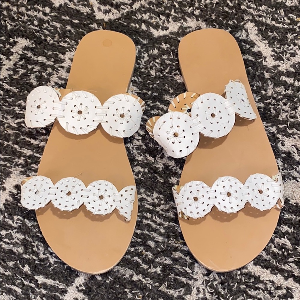 Jack Roger look alike Cracker Barrel Sandals